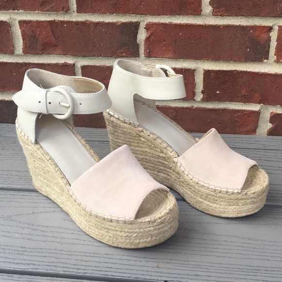 marc fisher alida wedge